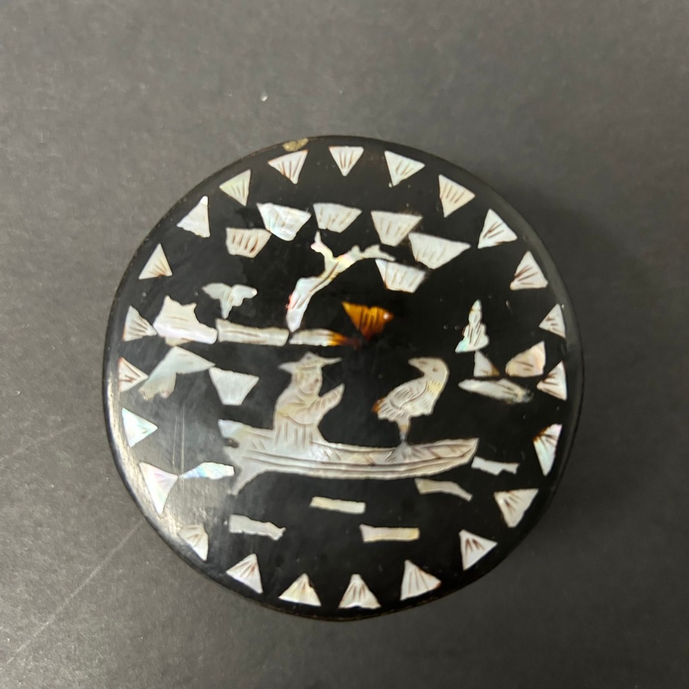 Unbranded‎ Trinket Box Black Good Mother of Pearl Inlay Lacquer Round